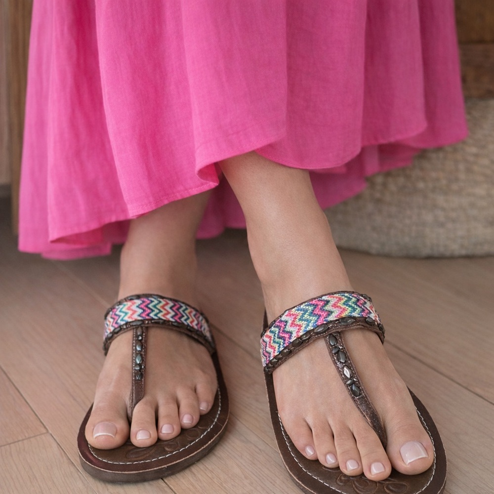Roper Women's Brown Flip Flop Sandals Multicolor Beaded Boho Straps Unworn, Sz 7